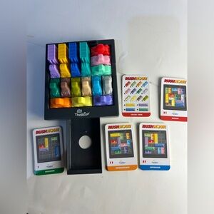 ThinkFun Rush Hour Traffic Jam Game